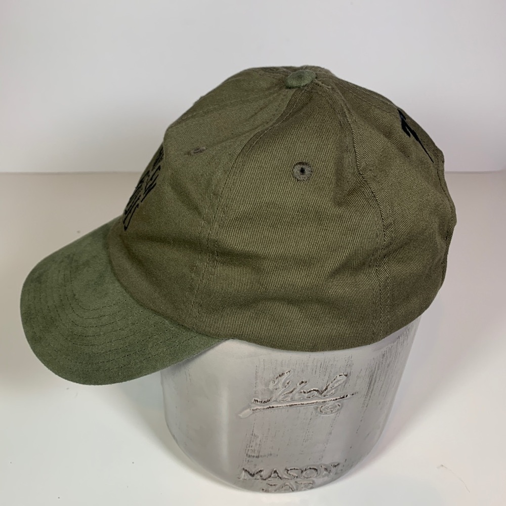 Tackma ‘Fallen Roses’ Cap - Picture 3 of 3